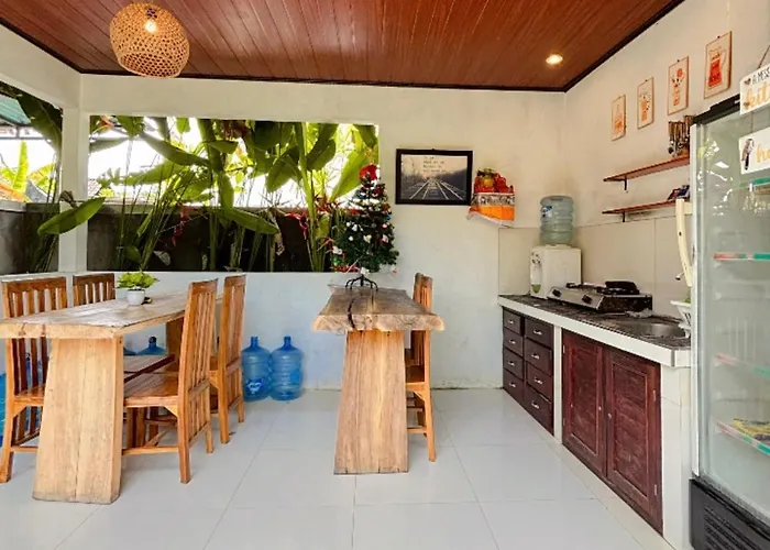 ロッジ Putra Bali By Antara *